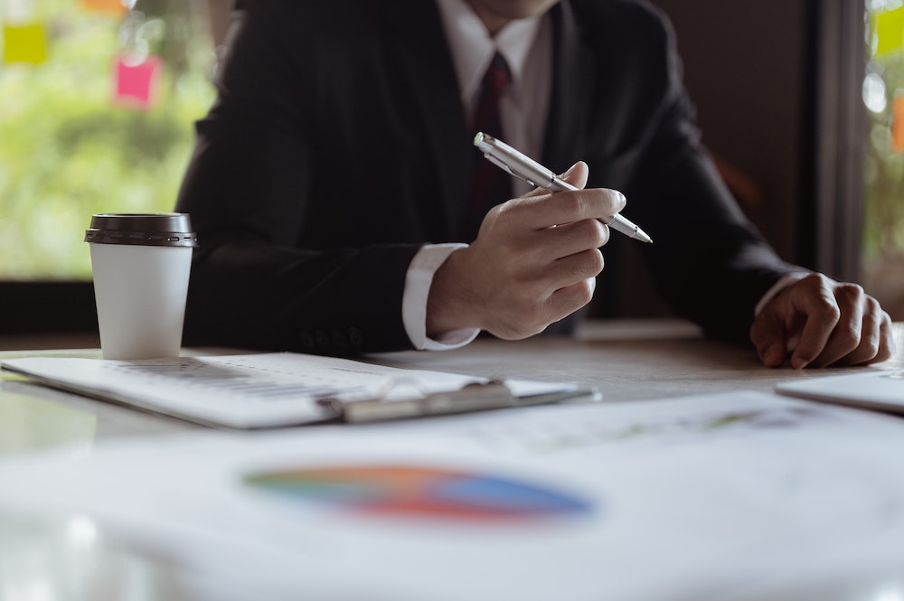 Décryptage Juridique du Contrat de Bail Commercial : Comprendre pour Mieux Négocier
